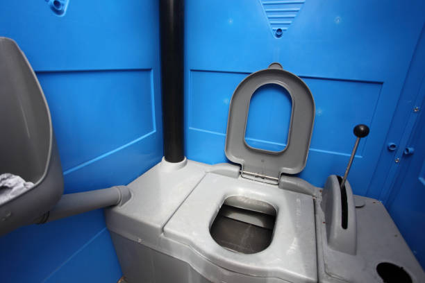 Best Portable Restroom Servicing (Cleaning and Restocking)  in Levittown, PA
